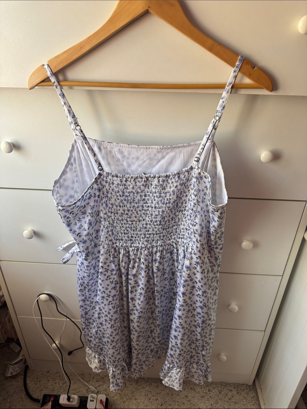 HOLLISTER FLORAL SILK RUFFLE DRESS - Picture 2 of 3